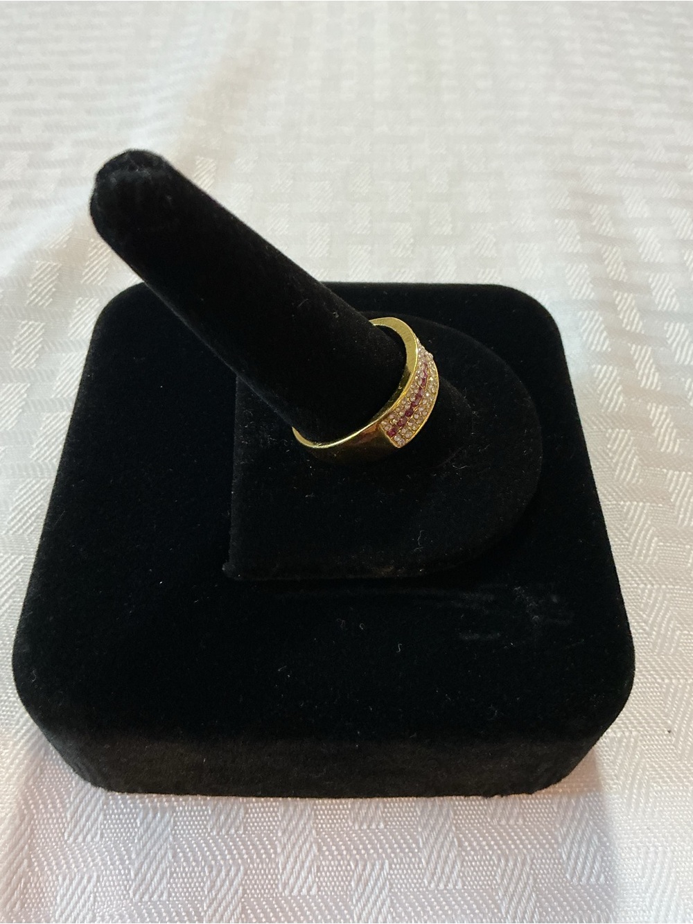 Pink Fuchsia Rhinestone Triple Row Yellow Gold Tone Ring - Picture 5 of 5